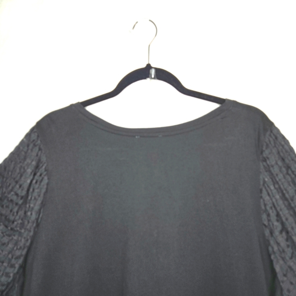 Calvin Klein short Sleeve black top. 2X - Picture 6 of 13